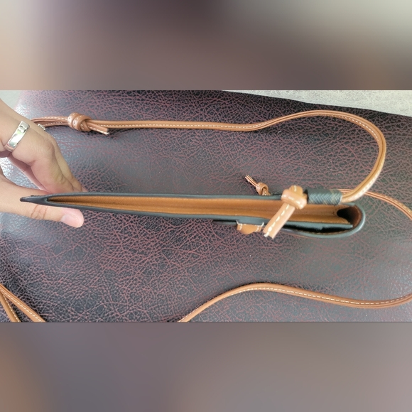 CELINE PHONE POUCH WITH FLAP IN TRIOMPHE CANVAS AND TAN LAMBSKIN - Picture 9 of 12